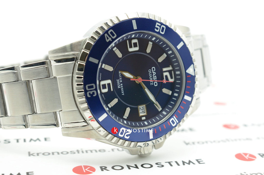 Часы Casio Collection MTD-1053D-2A — кварцевые, металл сталь