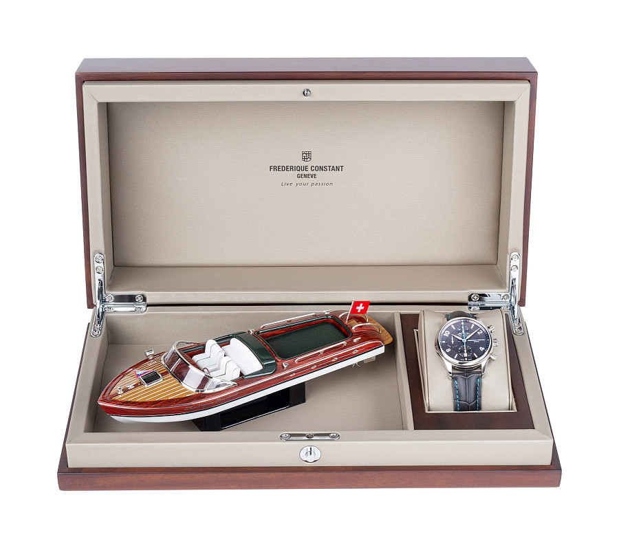 Часы Frederique Constant Runabout Rhs Chronograph Automatic FC-392RMG5B6 — кожаный, мужские