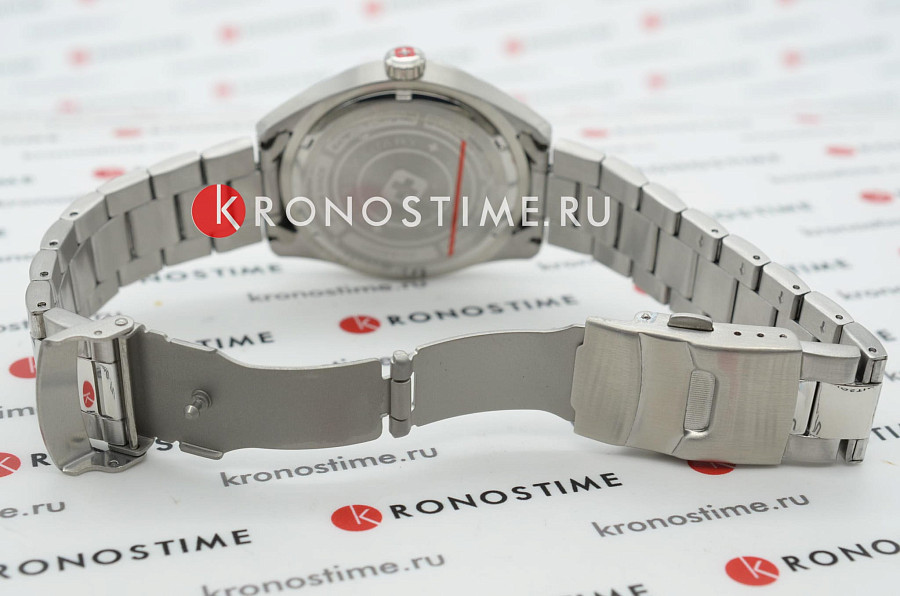 Часы Swiss Military Hanowa Roadrunner SMWGH2200101 — артикул SMWGH2200101
