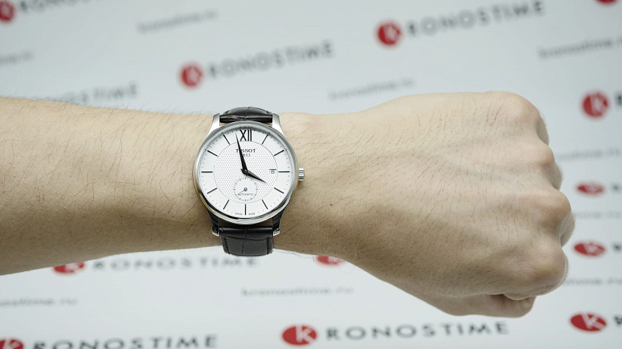 Часы Tissot Tradition Automatic Small Second T063.428.16.038.00 — механические, Швейцария, мужские