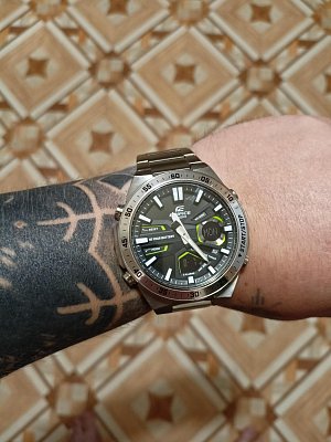 Фото покупателя: Японские наручные часы Casio Edifice EFV-C110D-1A3VDF (EFV-C110D-1A3) с хронографом
