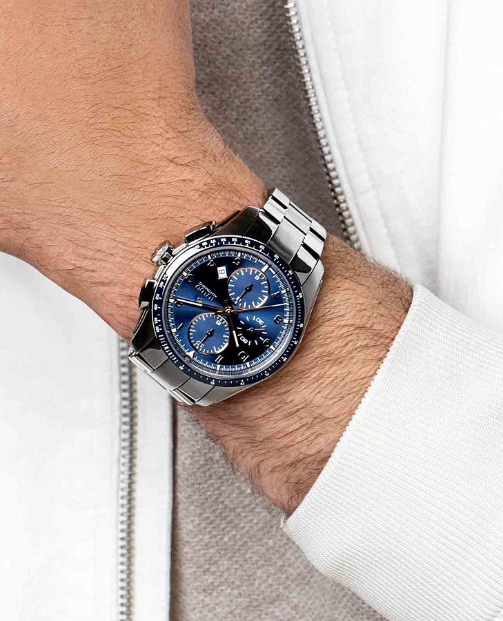 Часы Rado Hyperchrome Automatic Chronograph R32042303 — артикул R32042303