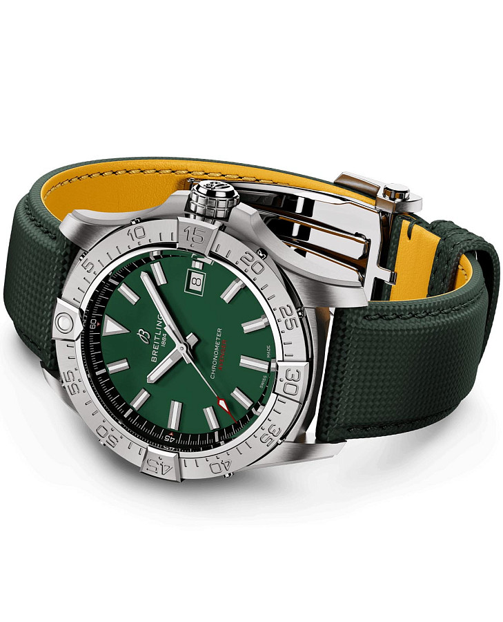 Часы Breitling Avenger Automatic 42 A17328101L1X1 — сталь металл, Швейцария