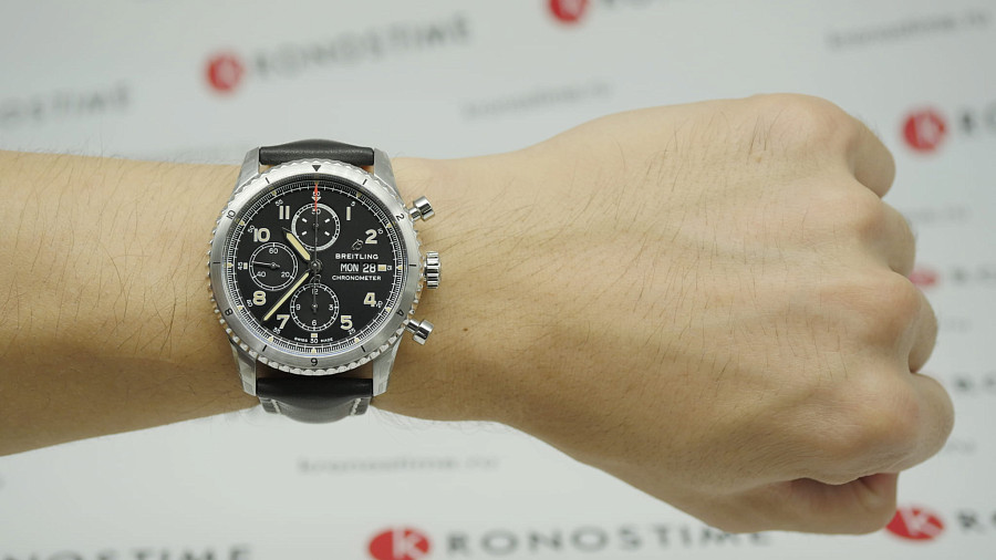 Часы Breitling Aviator 8 Chronograph 43 A13316101B1X1 — мужские, черный