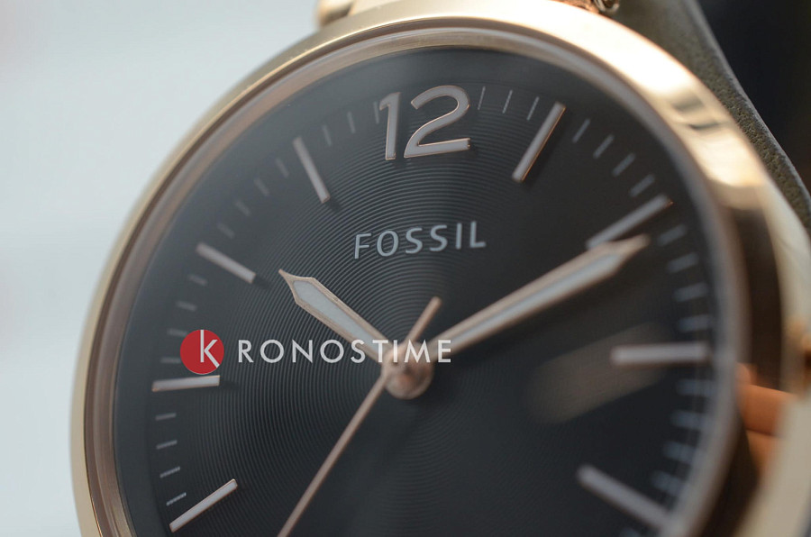Часы Fossil Carlie ES3077 — США, кварцевые