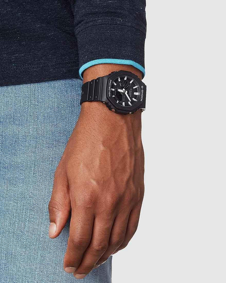 Часы Casio G-Shock GA-2100-1ADR (GA-2100-1A) — электронные, карбон пластик