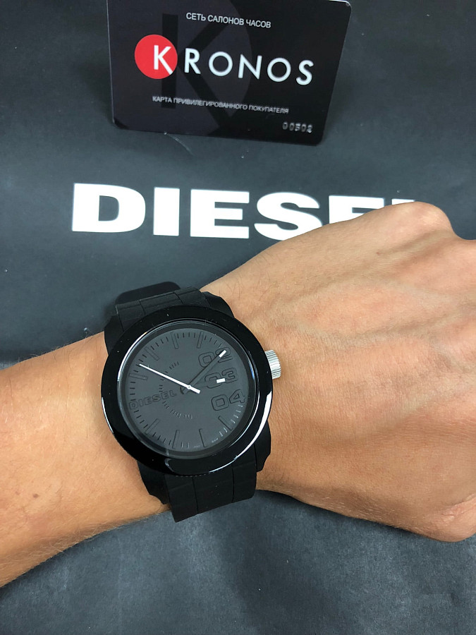 Часы Diesel MS9 Chrono DZ1437 — Италия, кварцевые