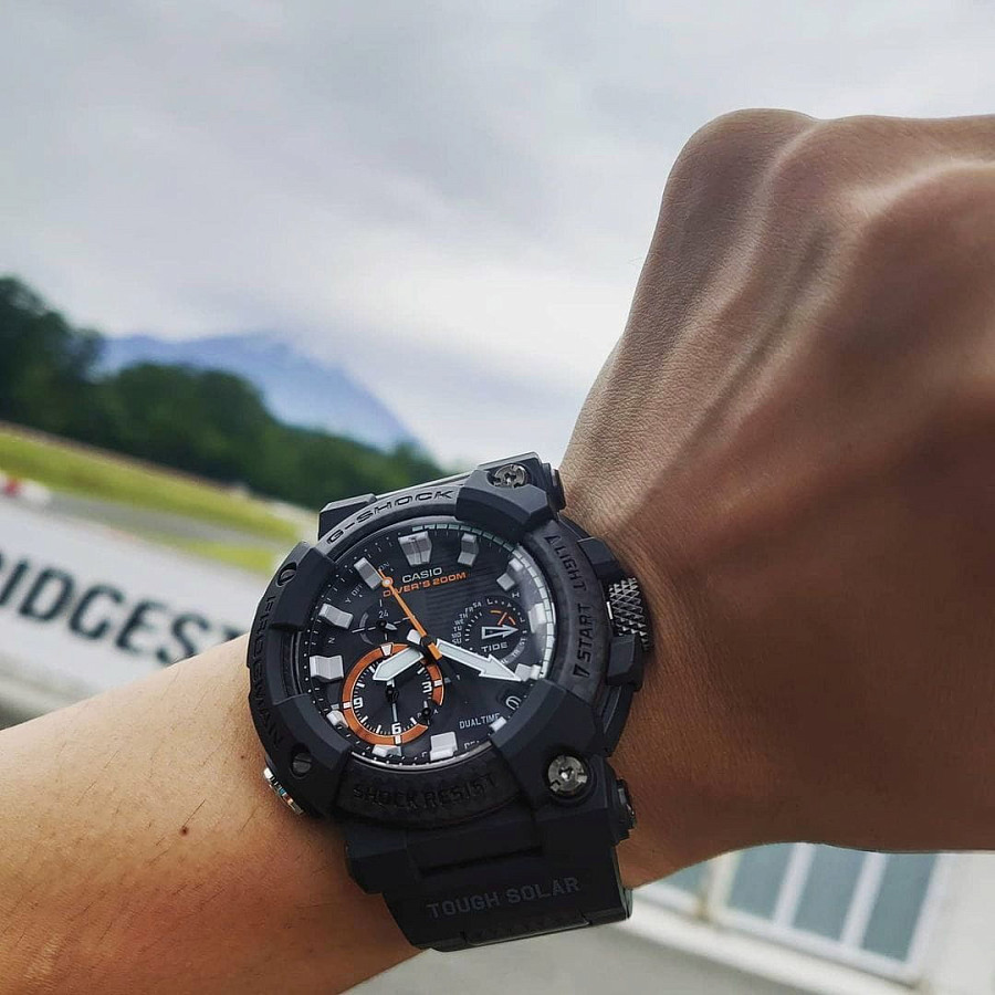 Часы Casio G-Shock Frogman GWF-A1000XC-1A — сталь карбон, сталь + полимер