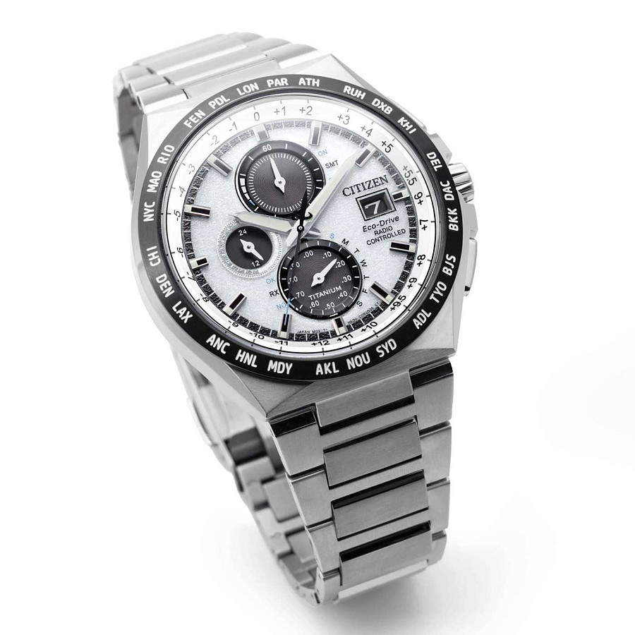 Часы Citizen Eco-Drive AT8238-84A — Япония, кварцевые
