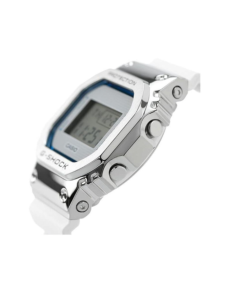 Часы Casio G-Shock GM-5600LC-7 (GM-5600LC-7) — пластик, мужские