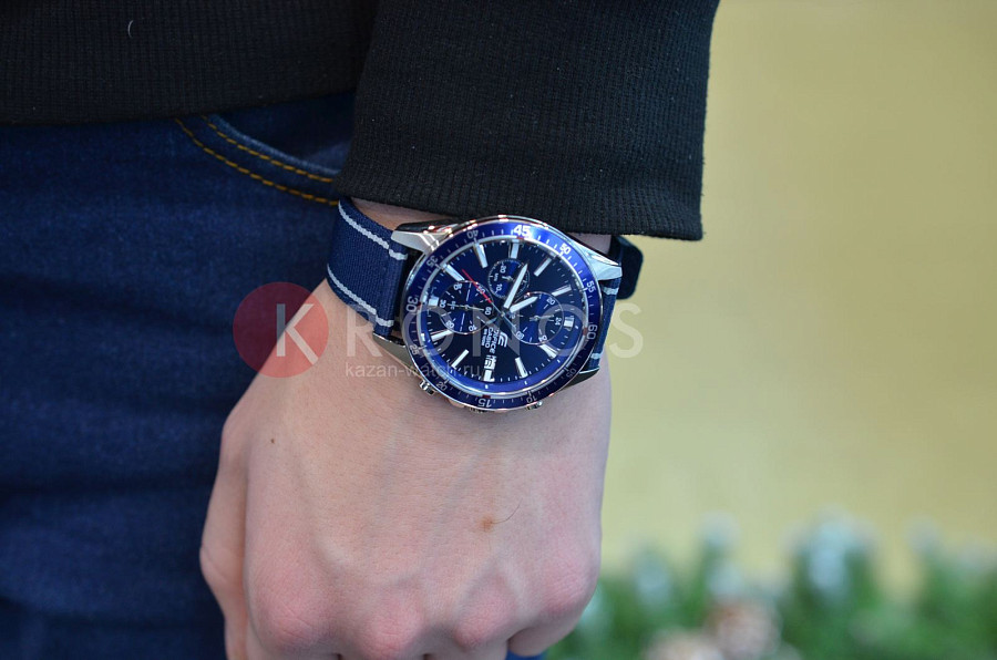 Часы Casio Edifice EFR-546C-2A — металл сталь алюминий, Япония