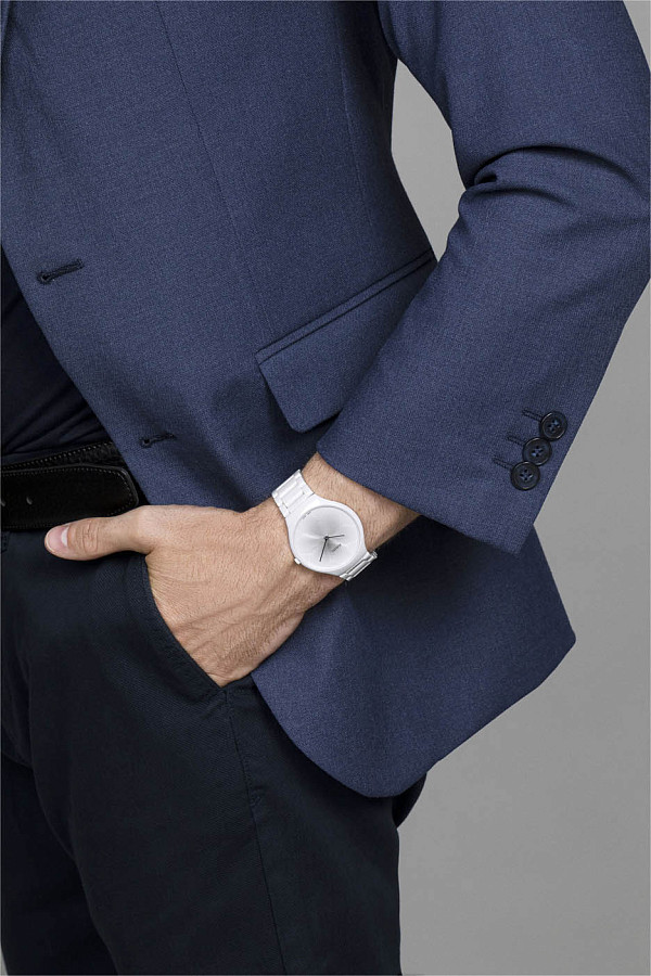 Часы Rado True Thinline x Great Gardens of the World R27007032 — высокотехнологичная керамика, женские