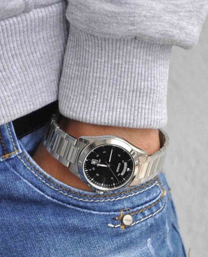 Часы Casio Collection MTP-1370D-1A1VDF (MTP-1370D-1A1) — кварцевые, сталь металл