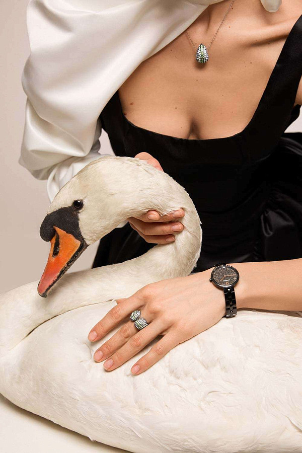 Часы Swarovski Cosmopolitan 5547646 — кварцевые, металл сталь