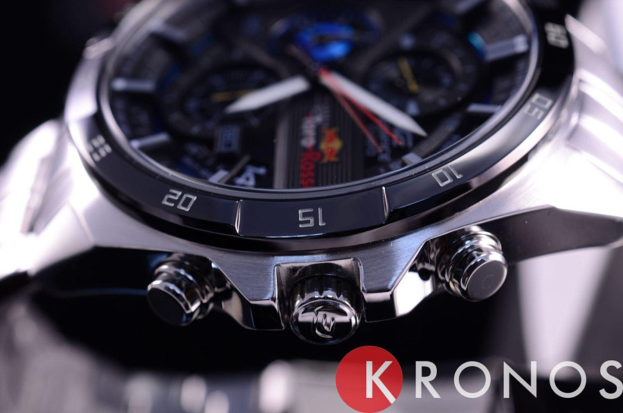 Часы Casio Edifice EFR-556TR-1A — нержавеющая сталь, мужские