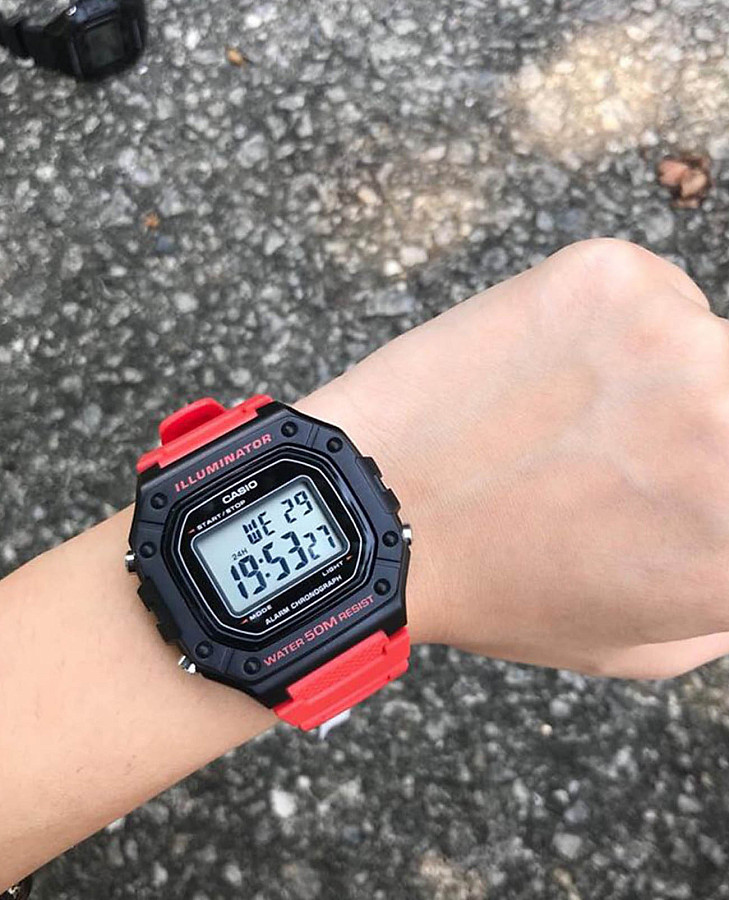 Часы Casio Collection W-218H-4B — кварцевые, пластик