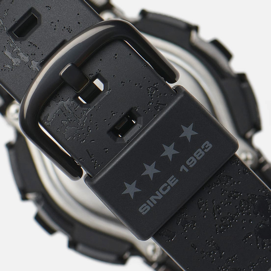 Часы Casio G-Shock GM-S114GEM-1A2 — Япония, электронные
