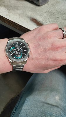 Фото покупателя: Японские наручные часы Casio Edifice EFR-S567D-1AVUDF (EFR-S567D-1A) с хронографом