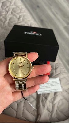 Фото покупателя: Швейцарские наручные часы Tissot Everytime Lady T143.210.33.021.00