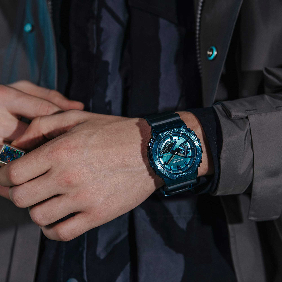 Часы Casio G-Shock GM-2140GEM-2A — металл сталь, Япония