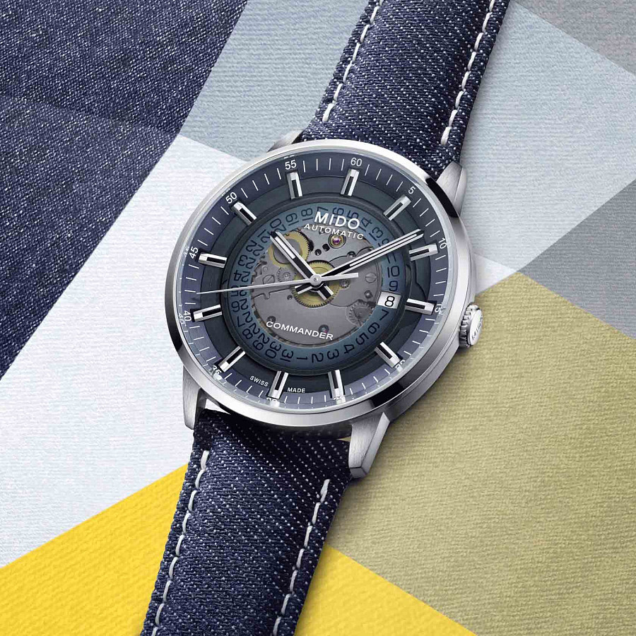 Часы Mido Commander Gradient M021.407.18.411.00 — тканевый, мужские