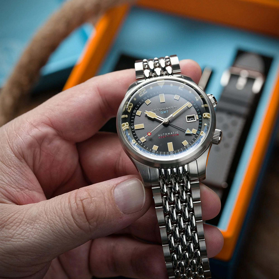 Часы Spinnaker Bradner Gmt Automatic SP-5121-33 — артикул SP-5121-33