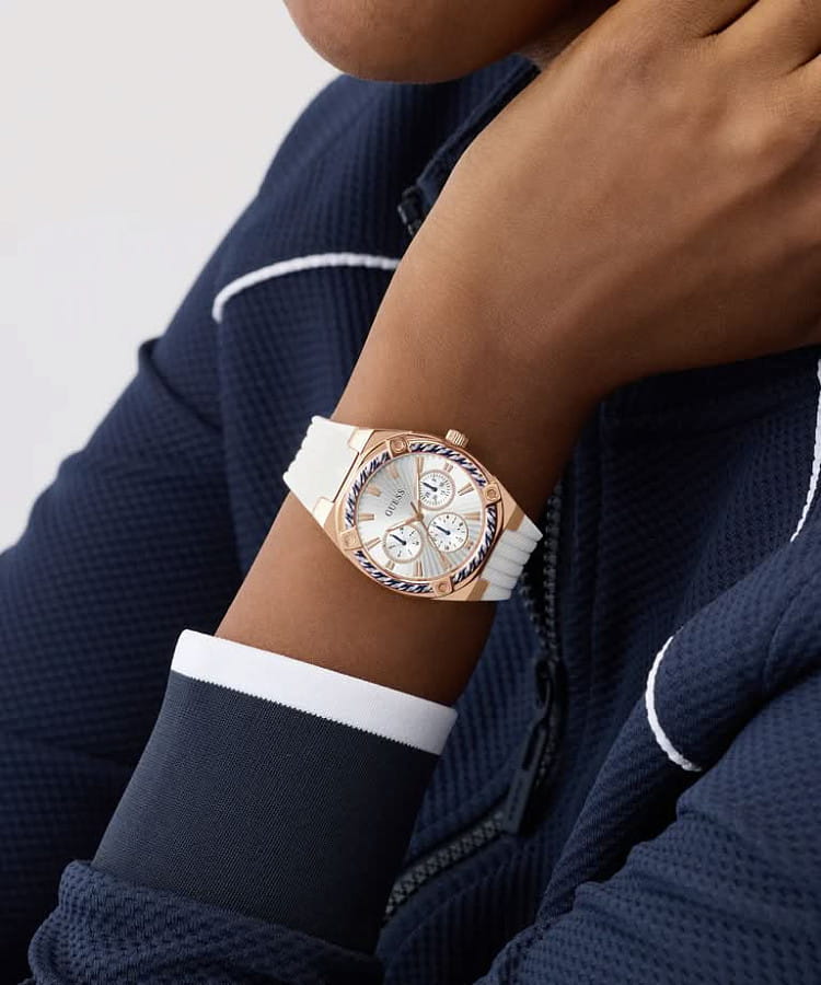 Часы Guess Sport White Rose Gold Tone Analog GW1036L4 — женские, силикон