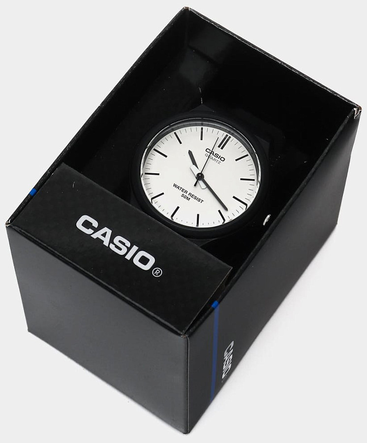 Часы Casio MW-240-7E — белый, кварцевые