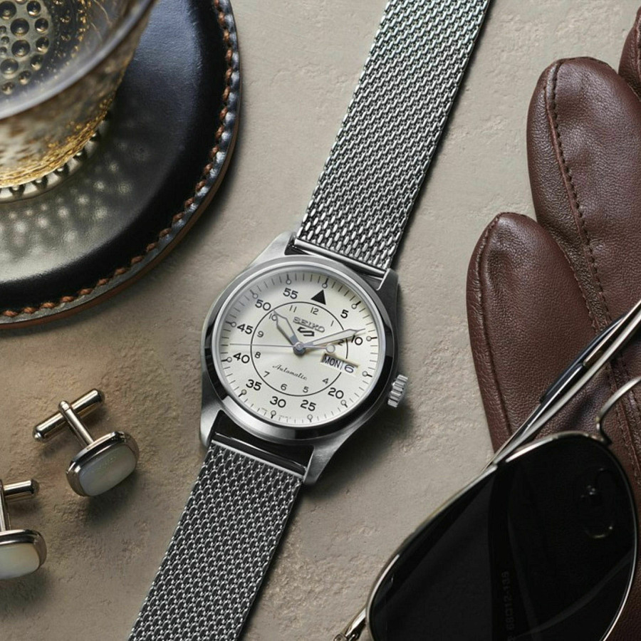 Часы Seiko 5 Sports Field series SRPH21K1 — бежевый, сталь металл