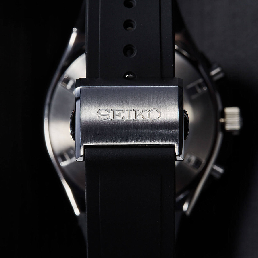 Часы Seiko Astron GPS Solar SSE169J1 — черный, керамика титан металл