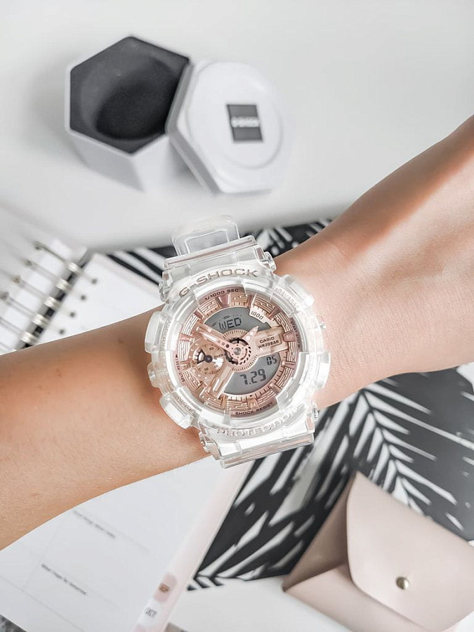 Часы Casio G-Shock GMA-S110SR-7A — электронные, пластик