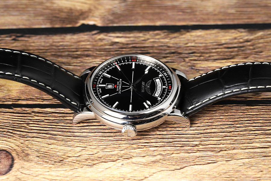 Часы Aviator Douglas Day-Date V.3.20.0.142.4 — артикул V.3.20.0.142.4