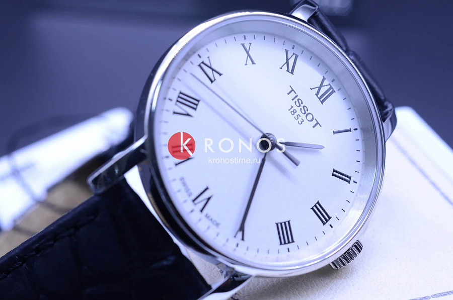 Часы Tissot Everytime Small T109.210.16.033.00 — кожаный, женские