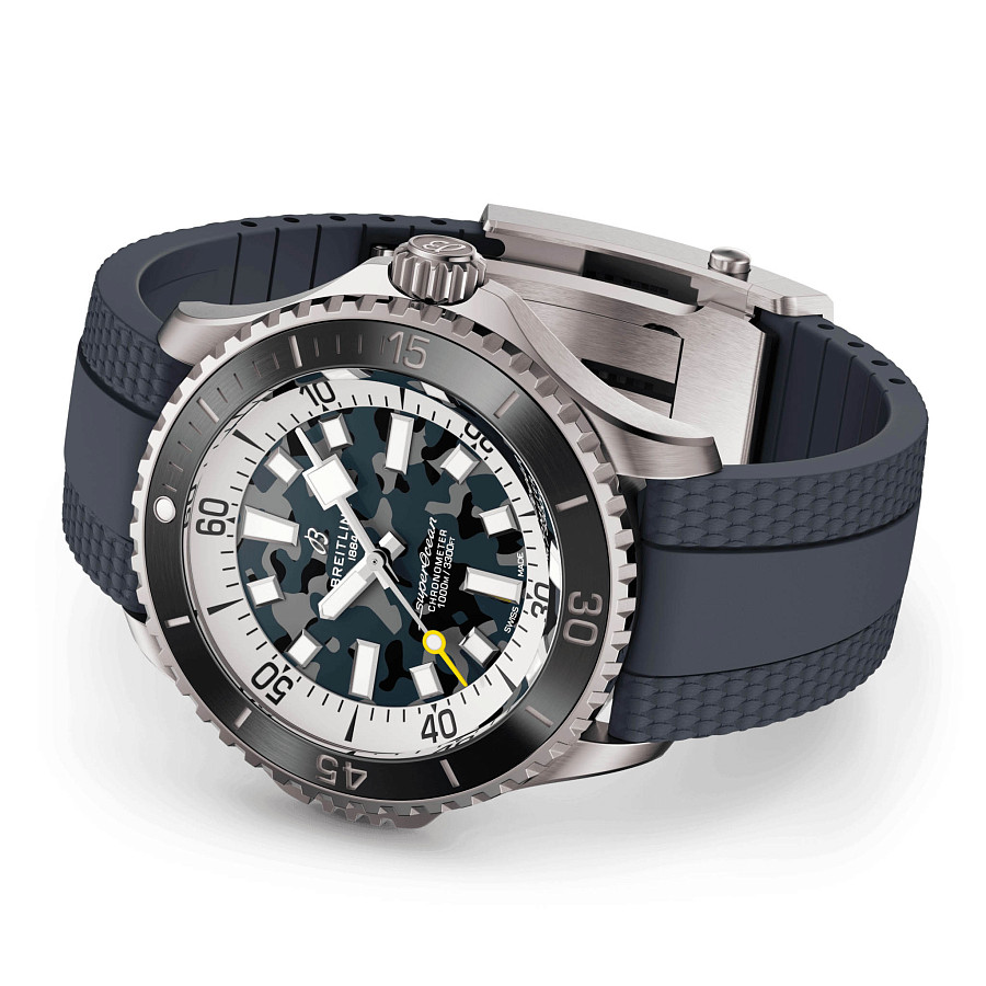 Часы Breitling Superocean Automatic 46 Super Diver E10379351B1S1 — титан, Швейцария