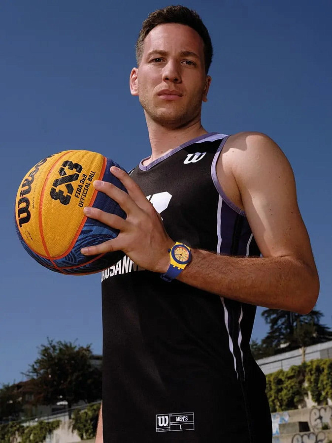 Часы Maurice Lacroix Aikon Tide Special Edition FIBA 3x3 AI2008-68YZ8-800-0 — Швейцария, кварцевые