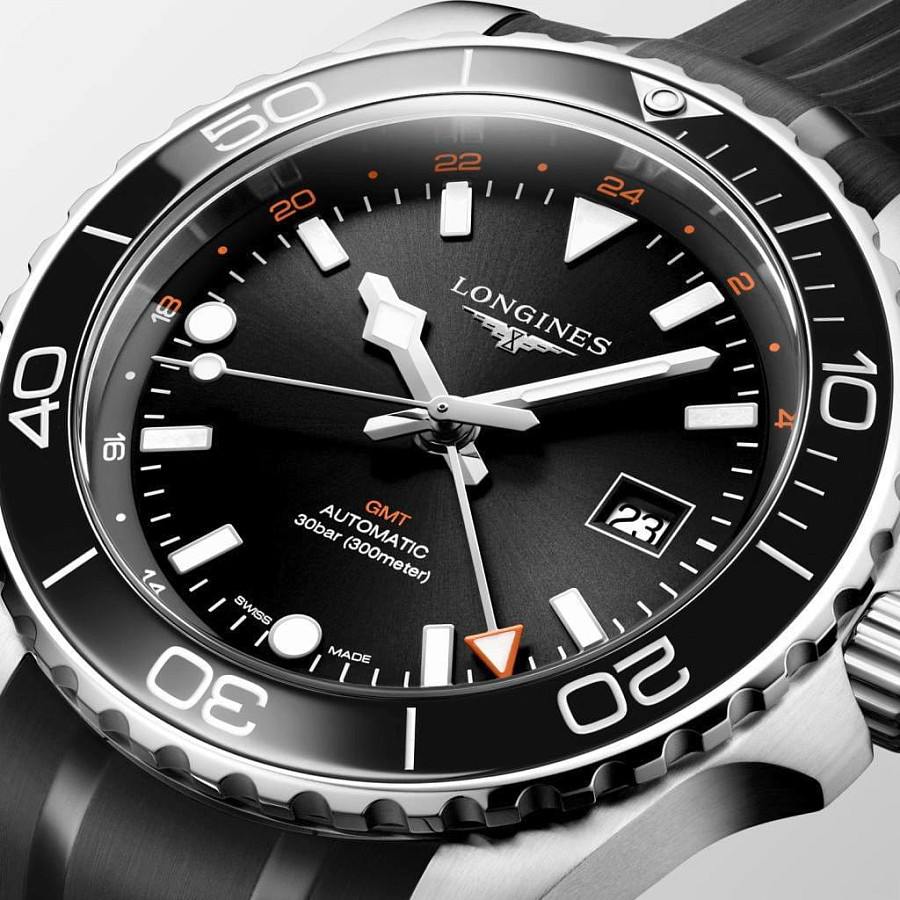 Часы Longines Conquest L3.890.4.56.9 — механические, металл сталь керамика