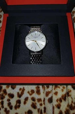Фото покупателя: Швейцарские наручные часы Tissot Everytime Lady T143.210.11.011.01