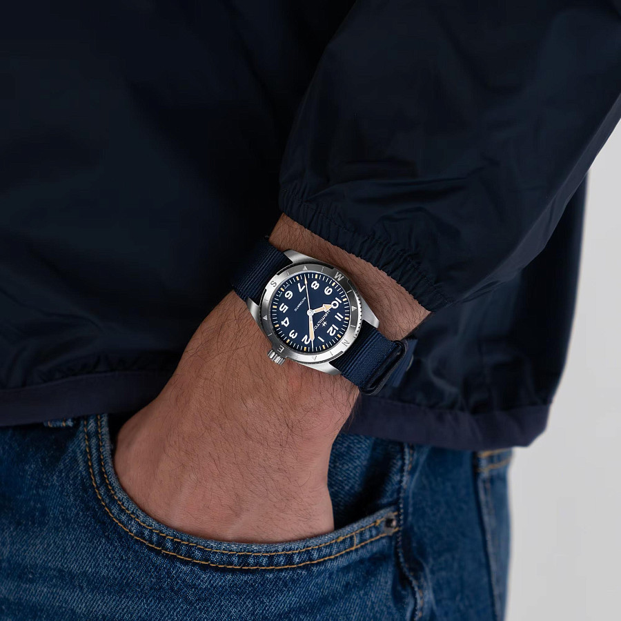 Часы Hamilton Khaki Field Expedition Auto H70225940 — Швейцария, механические
