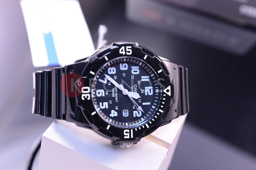 Часы Casio Collection LRW-200H-1BVDF (LRW-200H-1B) — кварцевые, пластик