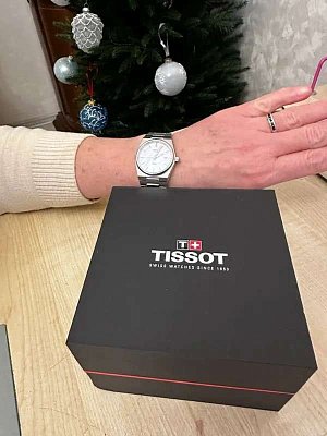 Фото покупателя: Швейцарские наручные часы Tissot PRX 35 mm T137.210.11.111.00