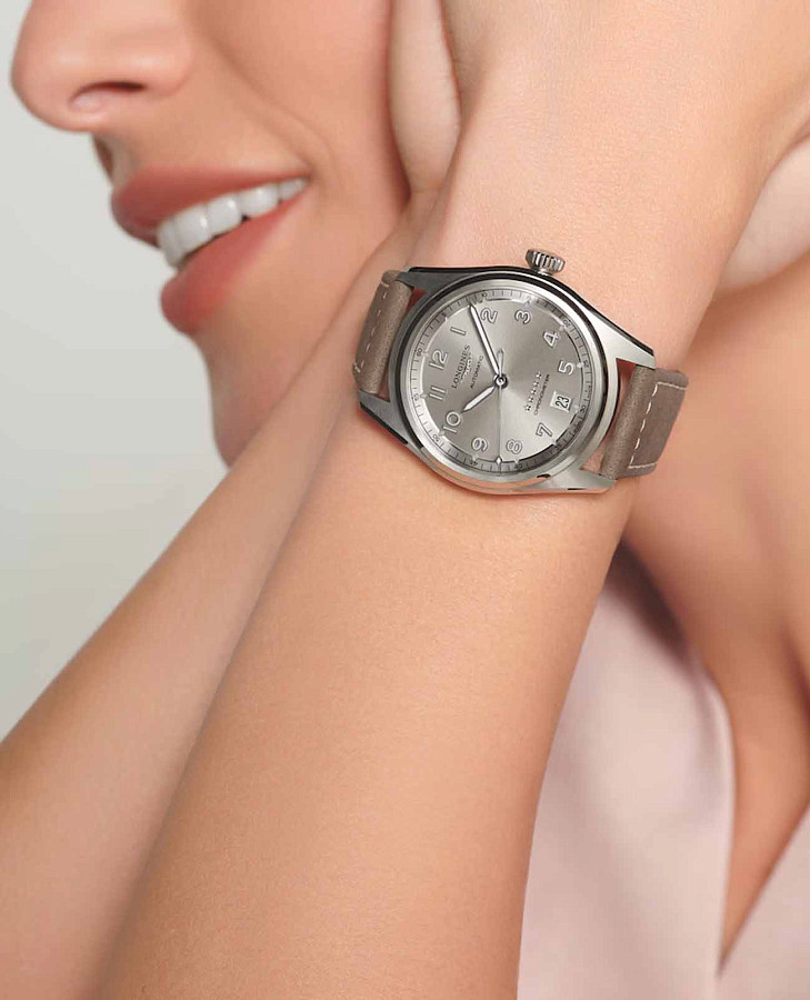 Часы Longines Spirit L3.410.4.63.2 — Швейцария, механические