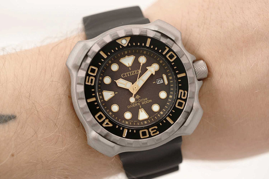 Часы Citizen Promaster BN0220-16E — мужские, полиуретан