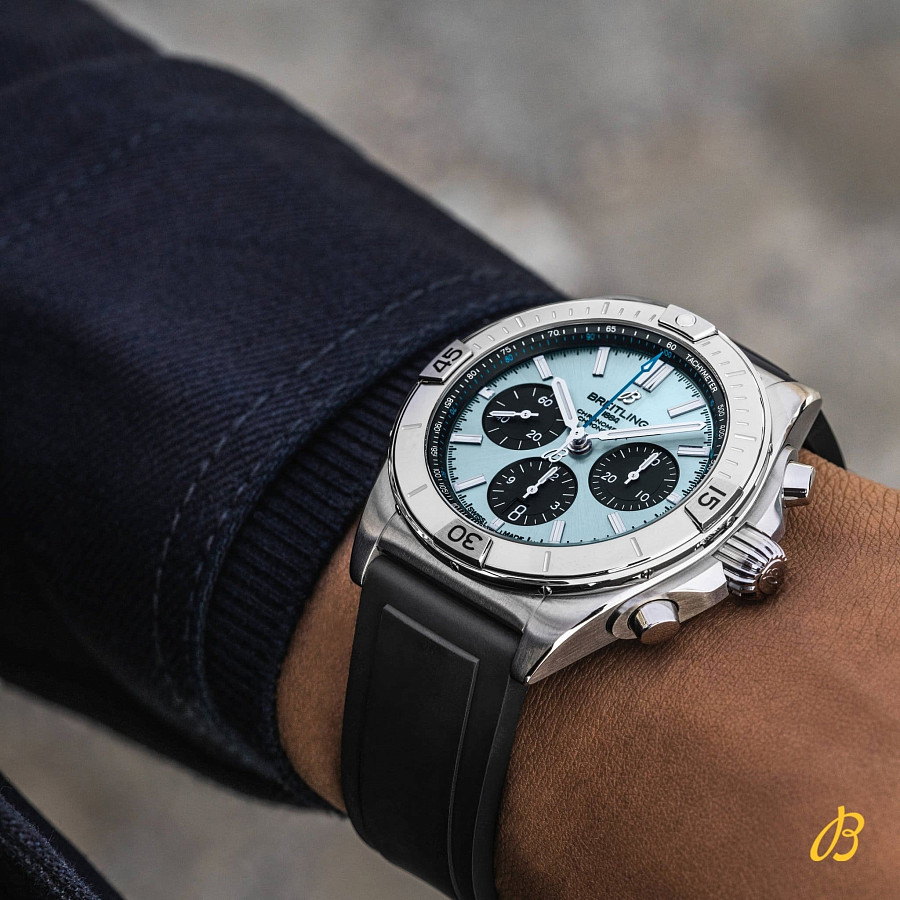 Часы Breitling Chronomat B01 42 PB0134101C1S1 — артикул PB0134101C1S1