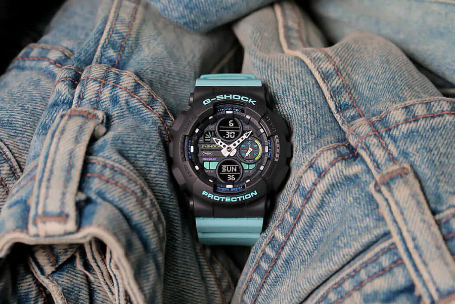 Часы Casio G-Shock GMA-S140-2A — электронные, пластик