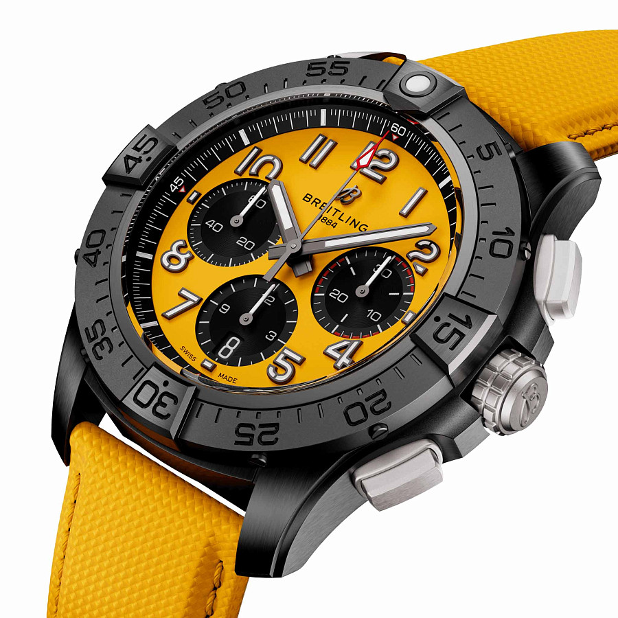 Часы Breitling Avenger B01 Chronograph 44 Night Mission SB0147101I1X1 — механические, керамика