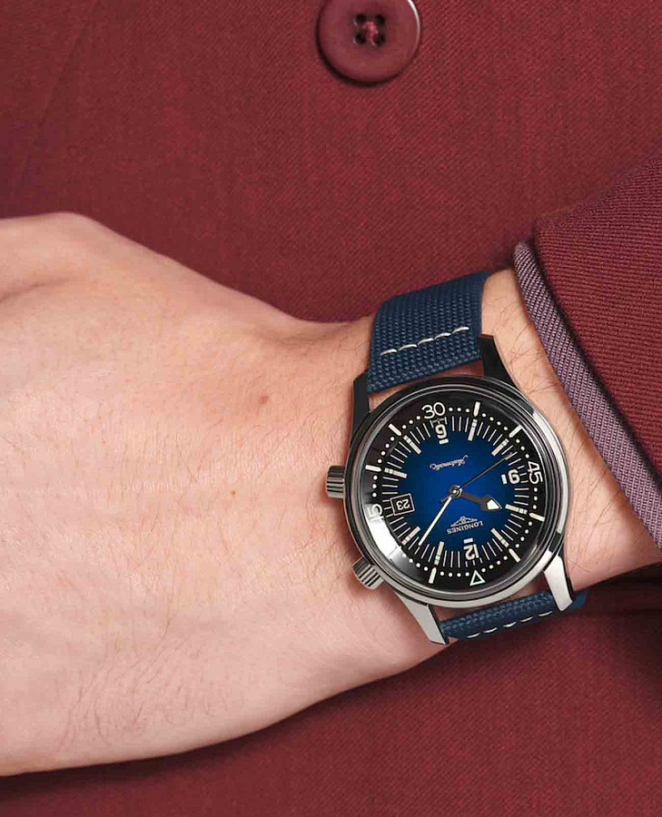 Часы Longines Legend Diver Watch L3.774.4.90.2 — мужские, кожаный