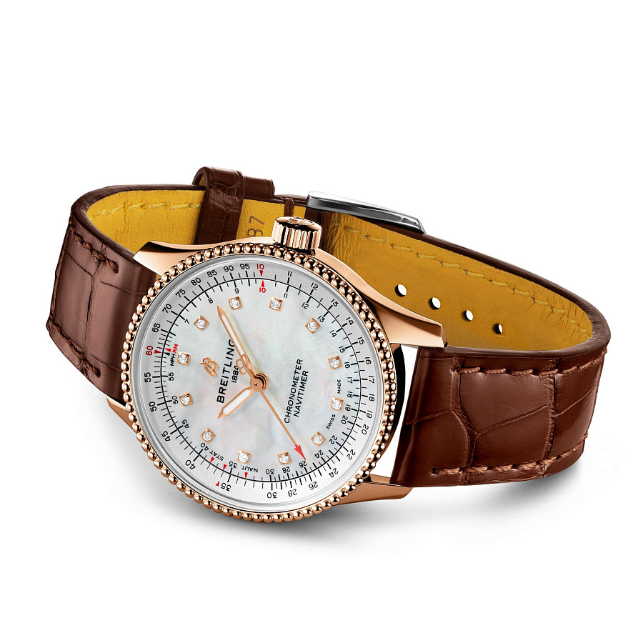 Часы Breitling Navitimer Automatic 35 R17395211A1P1 — золото сталь металл, Швейцария