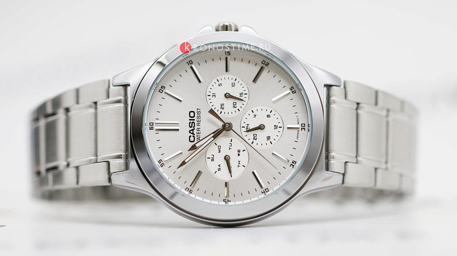 Часы Casio Collection MTP-V300D-7AUDF (MTP-V300D-7A) — Япония, кварцевые