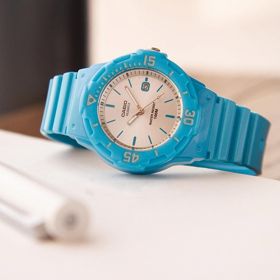 Часы Casio Collection LRW-200H-2E3 — кварцевые, Япония, женские