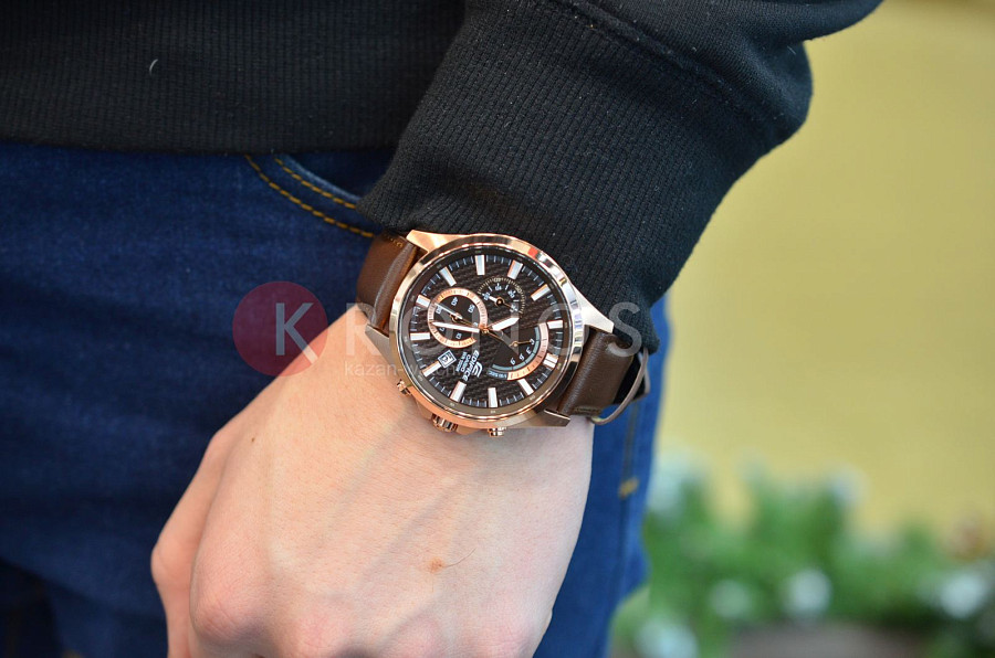 Часы Casio Edifice EFV-530GL-5A — артикул EFV-530GL-5A